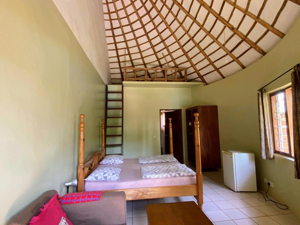 Banda Lodge Masaka Экстерьер фото