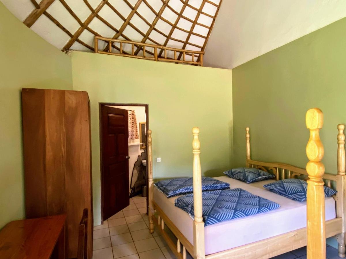 Banda Lodge Masaka Экстерьер фото