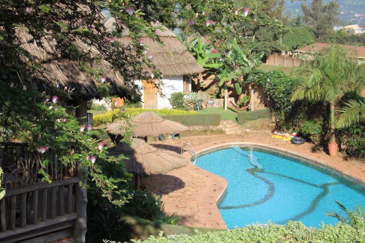Banda Lodge Masaka Экстерьер фото