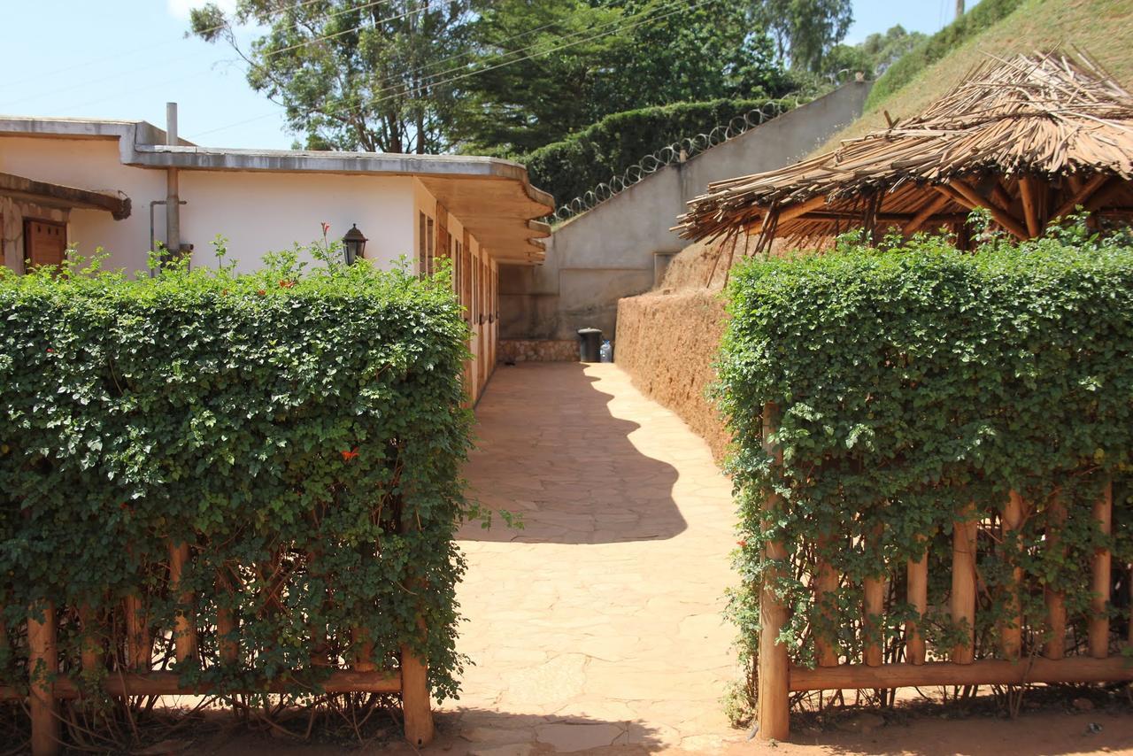 Banda Lodge Masaka Экстерьер фото
