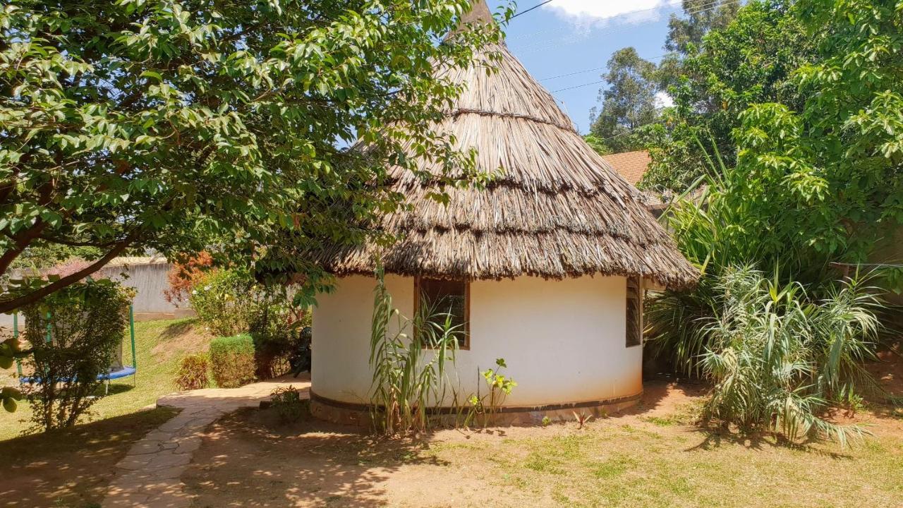 Banda Lodge Masaka Экстерьер фото