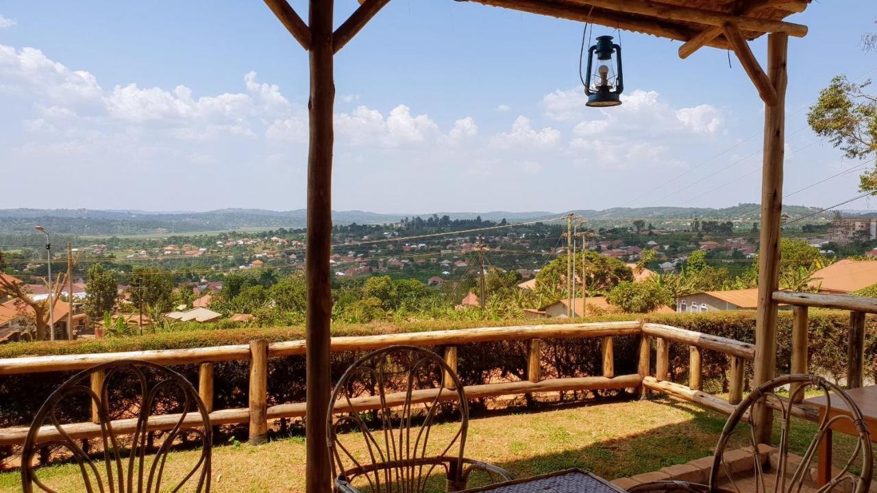 Banda Lodge Masaka Экстерьер фото