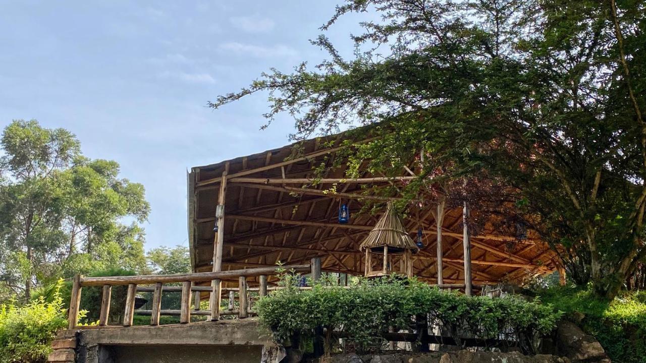 Banda Lodge Masaka Экстерьер фото