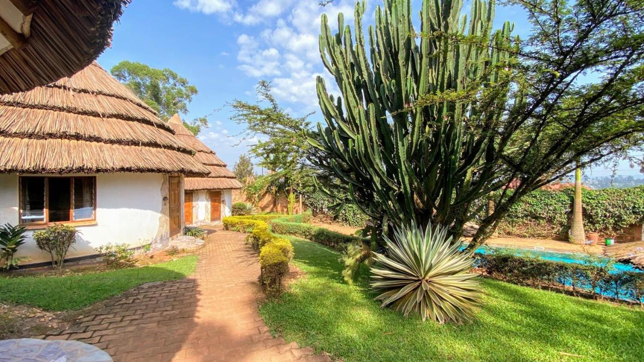 Banda Lodge Masaka Экстерьер фото